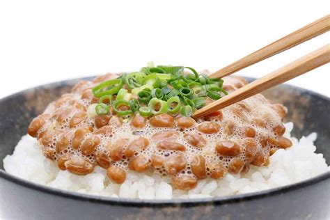 INSTRUCTIONS FOR NATTO RECIPE: · Wash the soybeans and soak in 6 cups of water for 9 to 12 hours (longer soaking time recommended for colder months) to get them ...